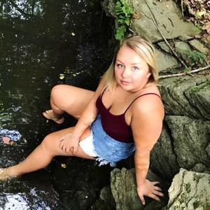 Meet your Posher, Aleah